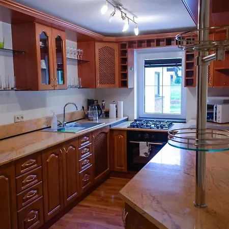 Lizard Διαμέρισμα *